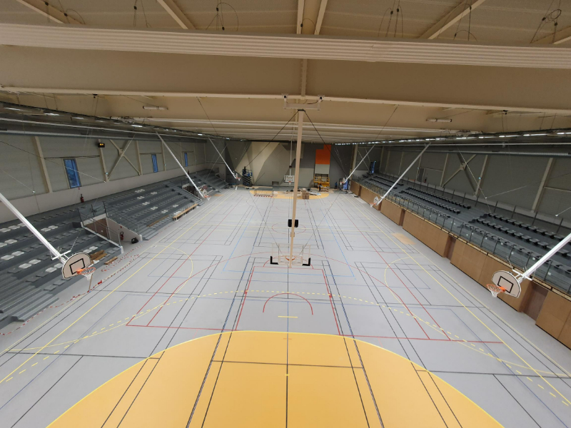 Nouveau terrain de basket pour la salle omnisport de Rosporden dans le Finistère